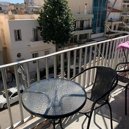 Appartment Near Center Corinth Buitenkant foto